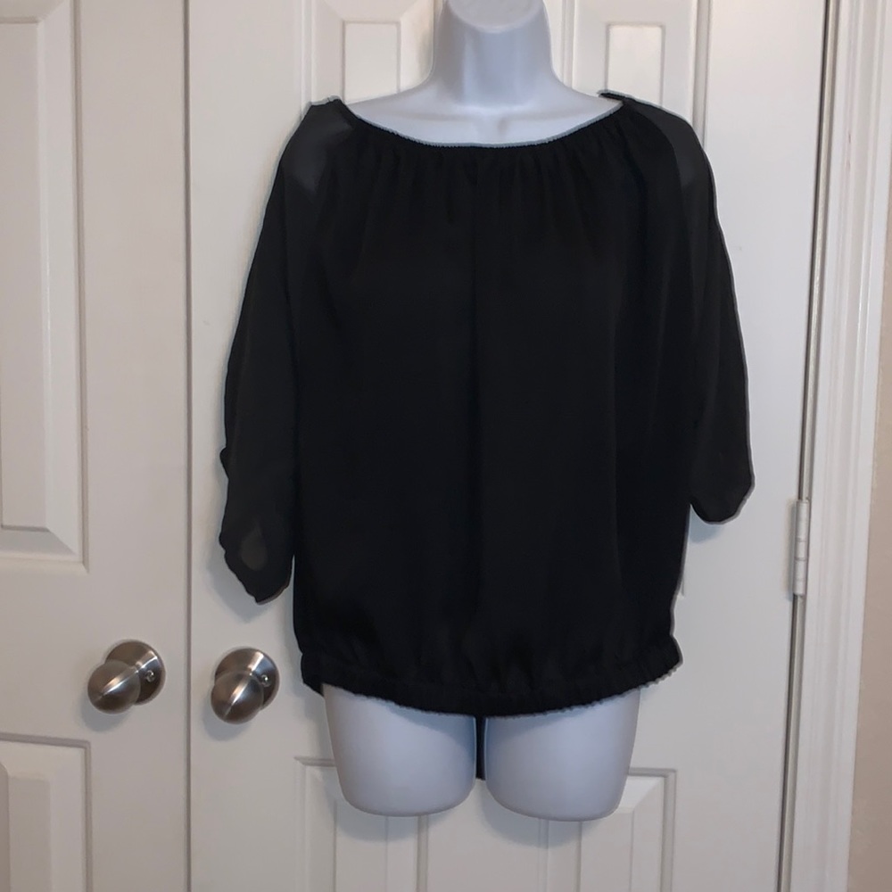 M Express top